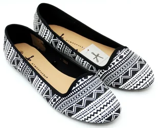 Czarno-białe baleriny w azteckie wzory 37 EU / 4 UK - Baleriny - miniaturka - grafika 1