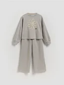 Spodnie i spodenki dla dziewczynek - Reserved - Bawełniany komplet - jasnoszary - miniaturka - grafika 1