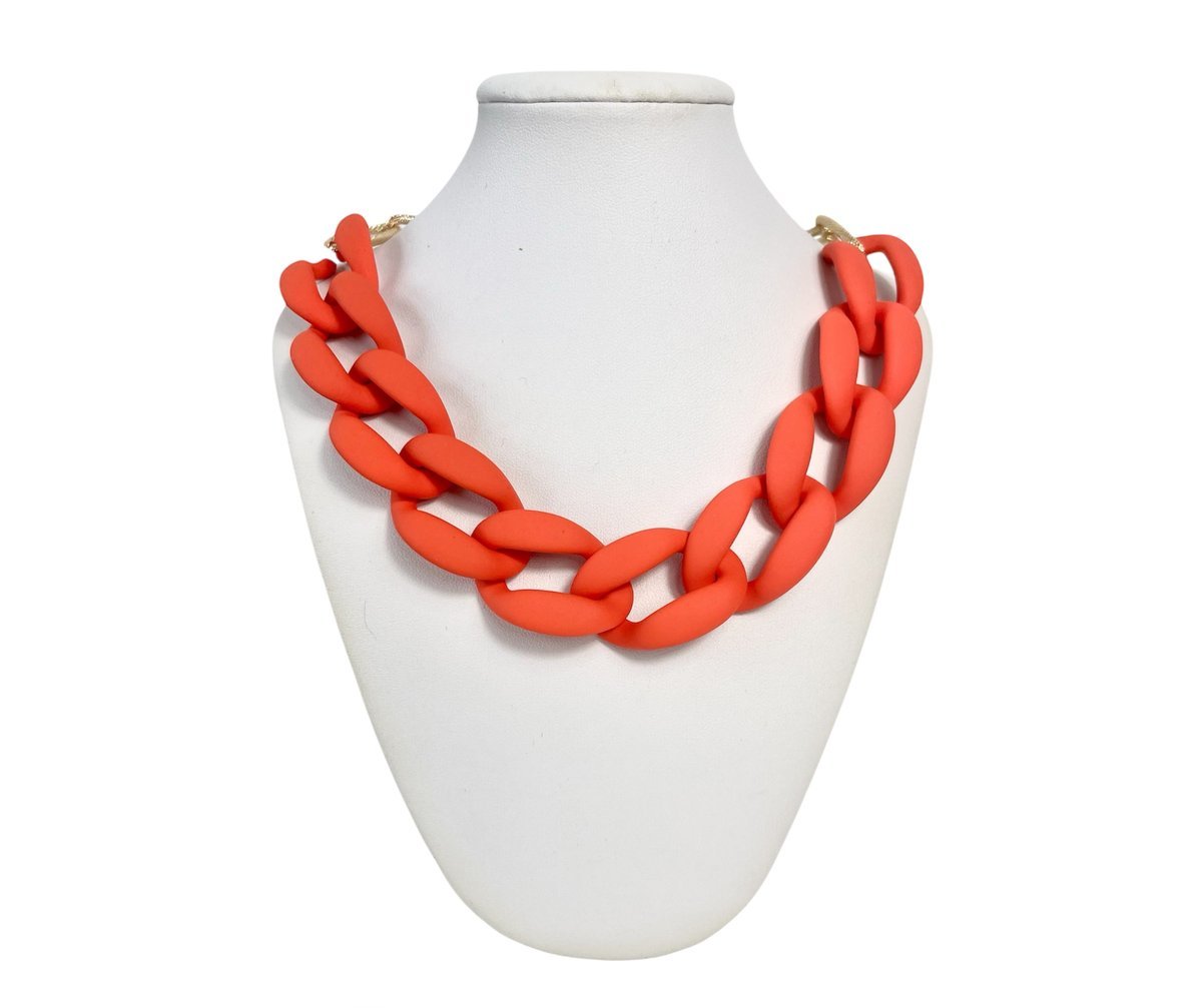 Naszyjnik Chanel z pomarańczowym łańcuszkiem z żywicy 03/Raffaella De Angeli