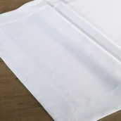Obrusy i serwetki - Biały obrus klasyczny MILA 85x85 EUROFIRANY - miniaturka - grafika 1