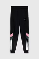 Spodnie i spodenki dla dziewczynek - Adidas Originals spodnie dresowe dziecięce kolor czarny z aplikacją - adidas Originals - miniaturka - grafika 1