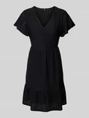 Sukienki - Sukienka casualowa taliowana z haftem angielskim model ‘SANDRA’ - miniaturka - grafika 1