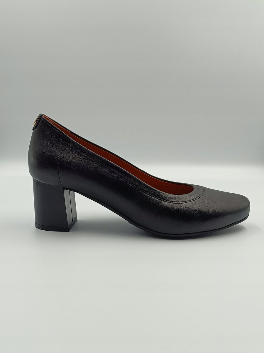 Klasyczne czarne skórzane czółenka komfort na codzień polska marka PULSO r. 36