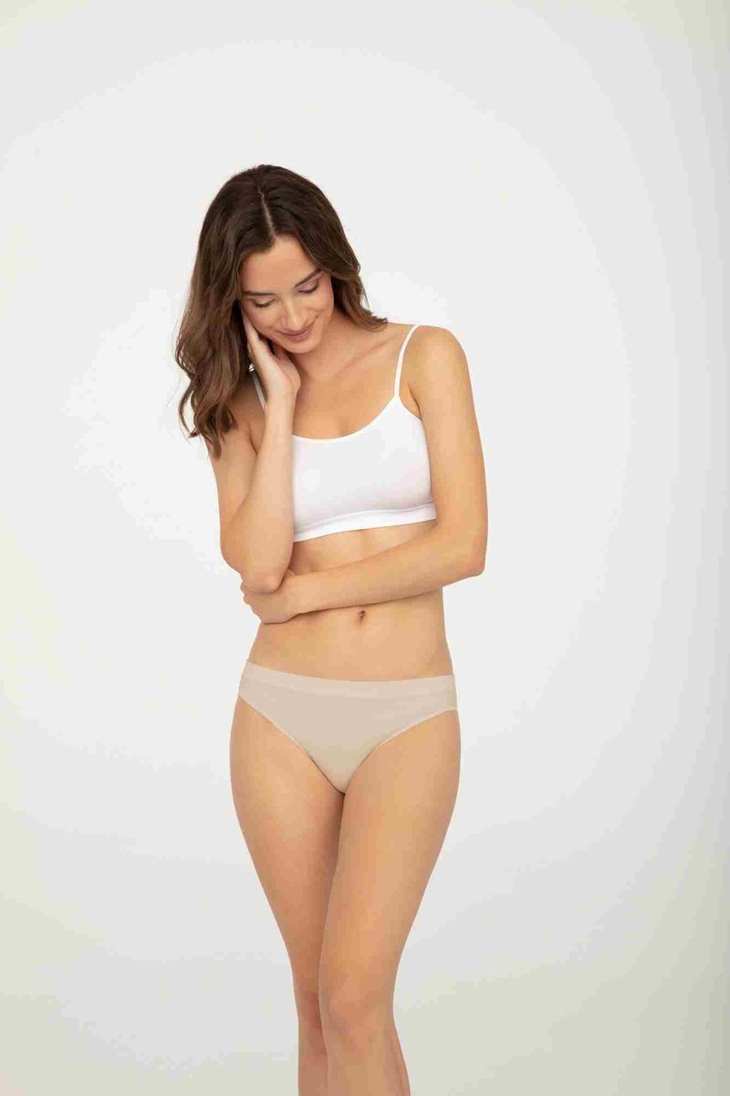 Majtki typu bikini, beżowe, Gatta