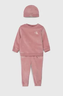 Komplety dla niemowląt - Calvin Klein Jeans dres niemowlęcy kolor różowy - grafika 1