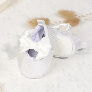 Śliczne buciki dla niemowlaka chrzest kokardka modne buty do chrztu 9 cm - Buty dla dziewczynek Śliczne buciki dla niemowlaka chrzest kokardka modne buty do chrztu 9 cm - Buty dla dziewczynek - miniaturka - grafika 1