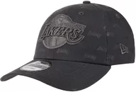 Czapki i chusty sportowe męskie - Czapka 9Forty NBA Lakers Monogram Aop by New Era, szary, One Size - miniaturka - grafika 1