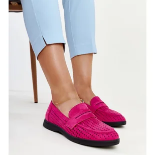 Ciemnoróżowe mokasyny zamszowe Vinceza - Mokasyny damskie - miniaturka - grafika 1