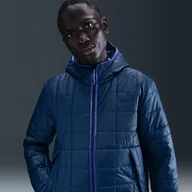 Kurtki i kamizelki sportowe męskie - Męska kurtka piłkarska zkapturem isyntetycznym wypełnieniem Nike Chelsea F.C. - Niebieski - miniaturka - grafika 1