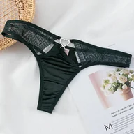 Majtki damskie - Satynowe stringi z ozdobnym serduszkiem - Zielony S/M - miniaturka - grafika 1
