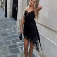 Sukienki - TEMU Elegancka asymetryczna sukienka typu slip z dekoltem w serek Kontrastowe koronkowe detale, nieregularna długość do połowy łydki, krój w - miniaturka - grafika 1