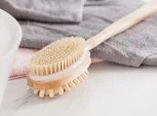 Szczotki i grzebienie do włosów - YORK BEAUTY YORK BEAUTY Szczotka masażowa YORK 015110 - miniaturka - grafika 1