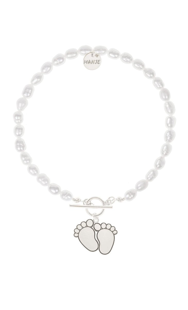 Bransoletka z pereł ze srebrnymi dwiema stópkami 19 cm