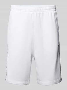 Szorty z dzianiny dresowej o kroju regular fit z naszywką z logo - Spodnie sportowe męskie - miniaturka - grafika 1