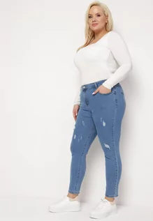 Spodnie damskie - Niebieskie Jeansy z Wysokim Stanem z Ozdobnymi Przetarciami Meriste - grafika 1