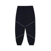 Spodnie sportowe męskie - Cropp - Czarne joggery z efektem reflective - Czarny - miniaturka - grafika 1