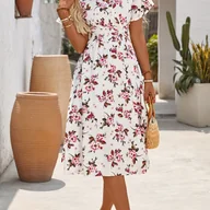 Sukienki - TEMU Elegancka sukienka z krótkim rękawem i dekoltem w kształcie litery V z kwiatowym nadrukiem - styl boho, marszczony detal, lekki poliester, - miniaturka - grafika 1