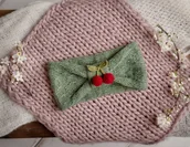 Czapki dla dzieci - Opaska z wisienką zielona - miniaturka - grafika 1