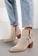 Botki damskie - Jasnobeżowe Botki Vices na Obcasie w Kowbojskim Stylu Ozdobione Klamrą Korfedi - miniaturka - grafika 1