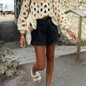 Swetry damskie - TEMU Bluzka Damska z Koronką – Półprzezroczysta, Warstwowa z Dekoltem Okrągłym i Wycięciami, Elegancka Koszula w Jednokolorowym Kolorze na Każdą Porę - miniaturka - grafika 1