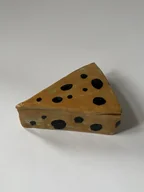 Figurki dekoracyjne - Szkatułka Ser szwajcarski mały - miniaturka - grafika 1