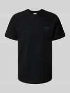 Koszulki męskie - T-shirt z wyhaftowanym logo i okrągłym dekoltem - miniaturka - grafika 1