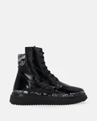 Botki damskie - Lakierowane botki na płaskiej podeszwie - Venezia - miniaturka - grafika 1