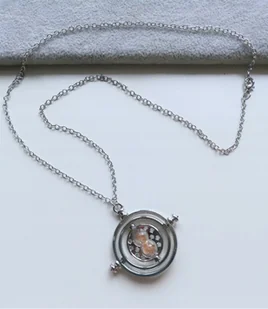 Naszyjnik 50cm Harry Potter Zmieniacz czasu klepsydra amulet gadżet 4cm - Naszyjniki - miniaturka - grafika 1