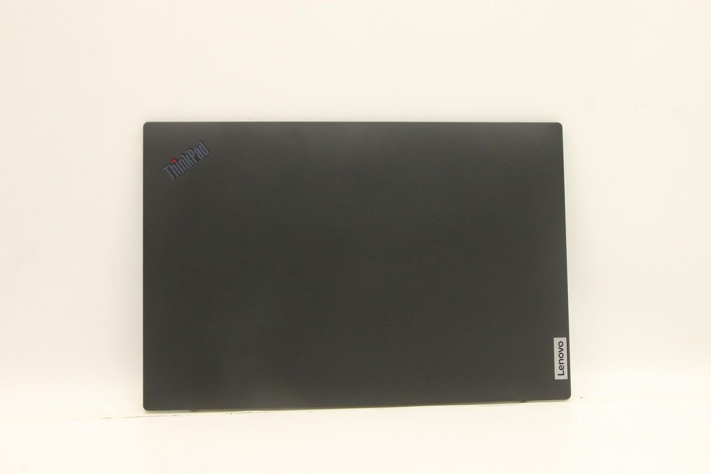 Plastic cover assembly for Lenovo WLAN devices