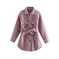 Płaszcze damskie - Krótki płaszcz damski wiązany w talii - Fioletowy - miniaturka - grafika 1