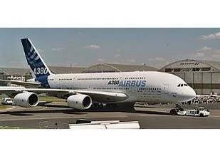 Revell Airbus A 380 - Samochody i pojazdy dla dzieci - miniaturka - grafika 2