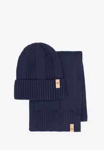 Klasyczny komplet zimowy: czapka i szalik granatowy - Czapki damskie Klasyczny komplet zimowy: czapka i szalik granatowy - Czapki damskie - miniaturka - grafika 1