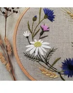 Zabawki kreatywne - Zestaw Startowy do Nauki Haftowania WIANEK POLNY - miniaturka - grafika 1