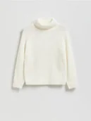 Swetry dla dziewczynek - Reserved - Gładki sweter z golfem - złamana biel - miniaturka - grafika 1