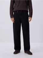 Spodnie męskie - Reserved - Jeansy baggy tapered - czarny - miniaturka - grafika 1