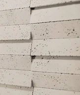 Panele ścienne i boazeria - 22,6x5x2 cm VT - CEGŁA ITALIC (KS kość słoniowa) - dekoracyjny beton architektoniczny - miniaturka - grafika 1