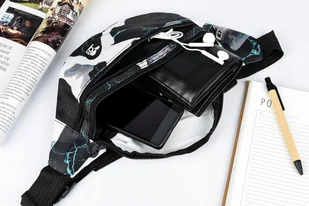 Saszetka Nerka Pojemna Solidna Pasek Niebieska Beltimore B92 : Kolory - Cza - Nerki - miniaturka - grafika 1