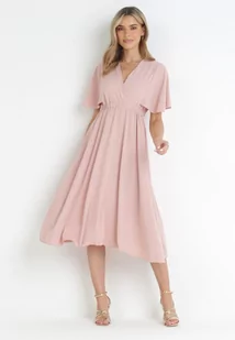 Ciemnoróżowa Rozkloszowana Sukienka Midi z Kopertowym Dekoltem i Gumką w Talii Muntani - Sukienki - miniaturka - grafika 1