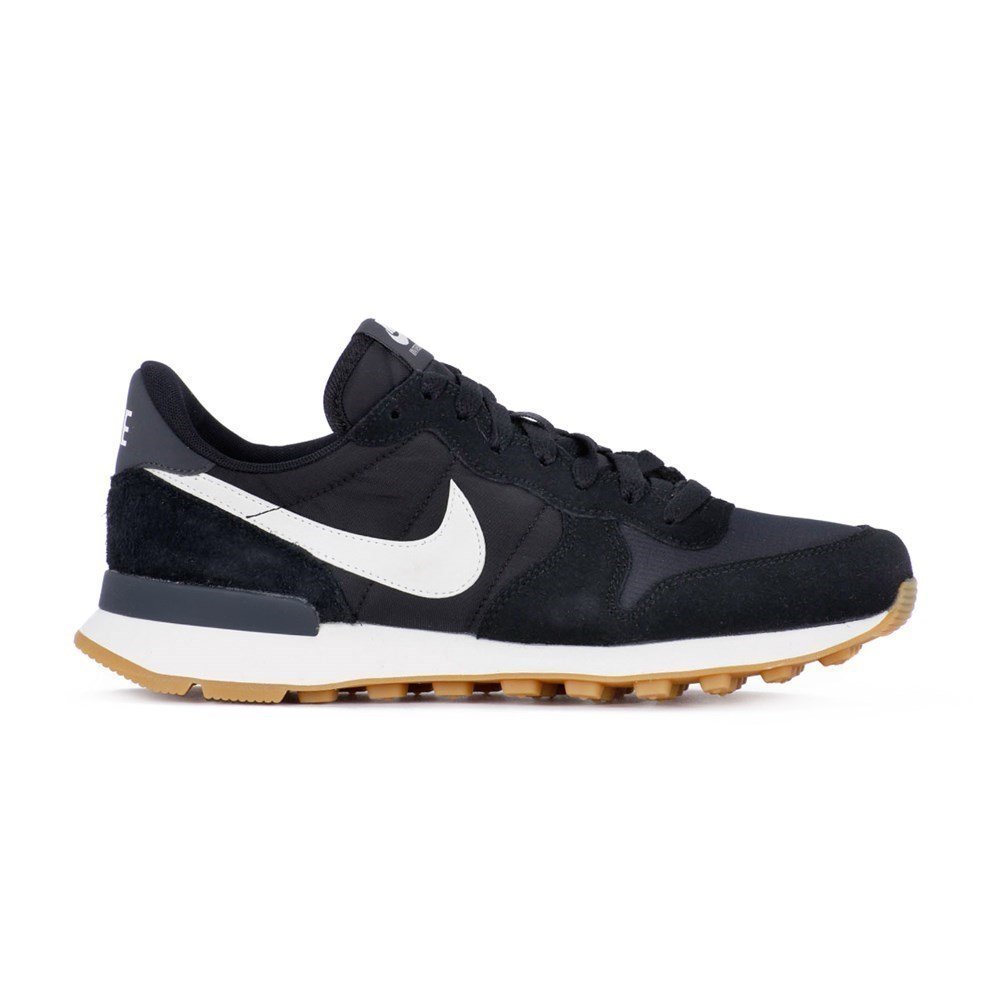 Internationalist