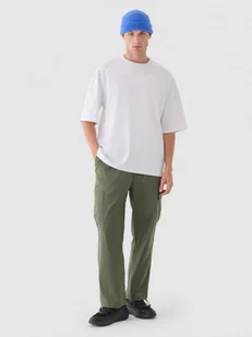 Męskie spodnie materiałowe cargo Outhorn OTHWAW24TTROM0893 - zielone - Spodnie męskie - miniaturka - grafika 1