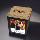 Świece - Świeca sojowa - Piekło Małżeństwa - 250 ml - Kiepskie Dni, Ogniste Noce - Zapach lawendy i drzewa sandałowego - Płomień bez cenzury - miniaturka - grafika 1