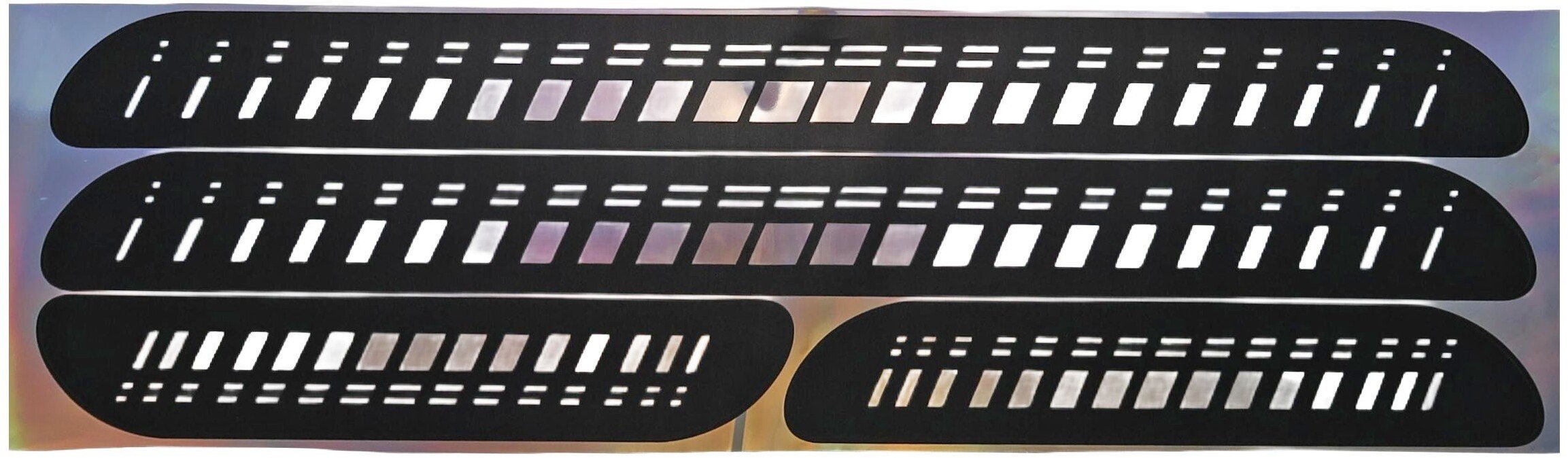 Dekielek Einparts Automotive EINPARTS OCHRONA PROGÓW SAMOCHODOWYCH 4 SZTUKI PVC Z EFEKTEM HOLOGRAFICZNYM