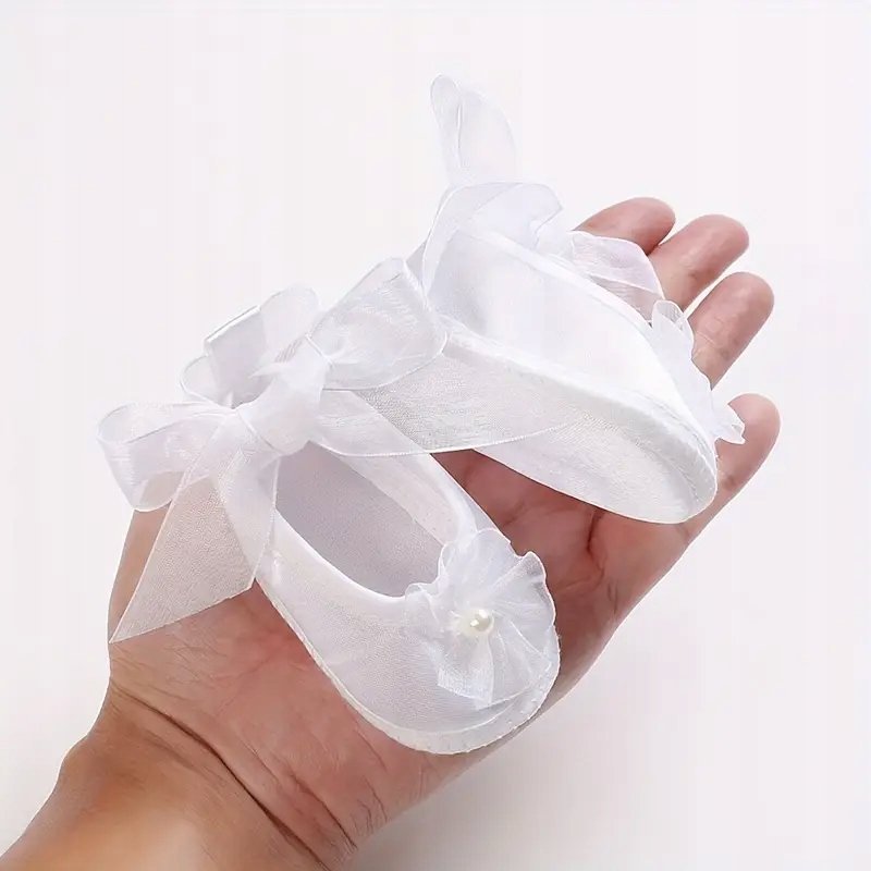 Śliczne buciki dla niemowlaka chrzest perełka modne letnie do chrztu 9cm
