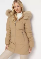 Kurtki damskie - Ciemnobeżowa Kurtka w Geometryczne Pikowanie z Kapturem i Futerkiem Bellinae - miniaturka - grafika 1