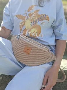 Sztruksowa nerka damska basic Beżowa - Nerki Sztruksowa nerka damska basic Beżowa - Nerki - miniaturka - grafika 1