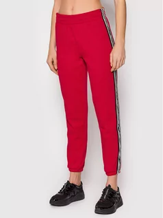 Spodnie sportowe damskie - DKNY Sport Spodnie dresowe DP1P2802 Czerwony Regular Fit - grafika 1