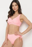 Stroje kąpielowe - Różowe Bikini Majtki Typu Figi i Biustonosz z Ozdobnym Wiązaniem Kinnavia - miniaturka - grafika 1