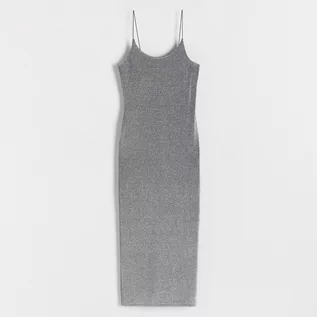 Sukienki - Reserved - Sukienka z połyskującego materiału - Srebrny - grafika 1