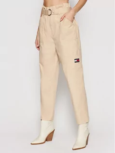 Spodnie damskie - Tommy Jeans Spodnie materiałowe Tjw Paperbag Cargo DW0DW09741 Beżowy Regular Fit - grafika 1