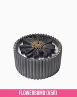 Świece - Świeca Sojowa - Stokrotka (Szara) - 75 ml - Zapach Flowerbomb (V&R) - miniaturka - grafika 1